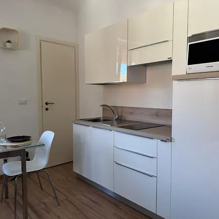Appartement Bright Cozy - Porta Venezia Risorgimento Milaan
